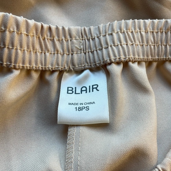 Blair Size 18PS Tan Pants w/ Elastic Waistband - Picture 4 of 5
